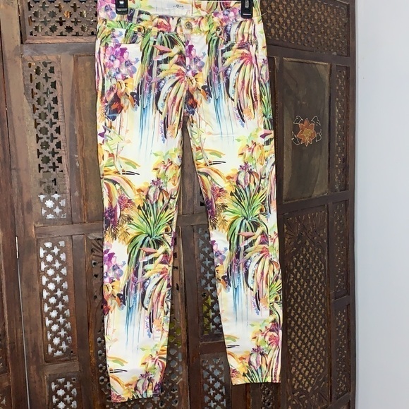 7FAM  The Cropped Skinny, in Tropical Palms print - Picture 3 of 10